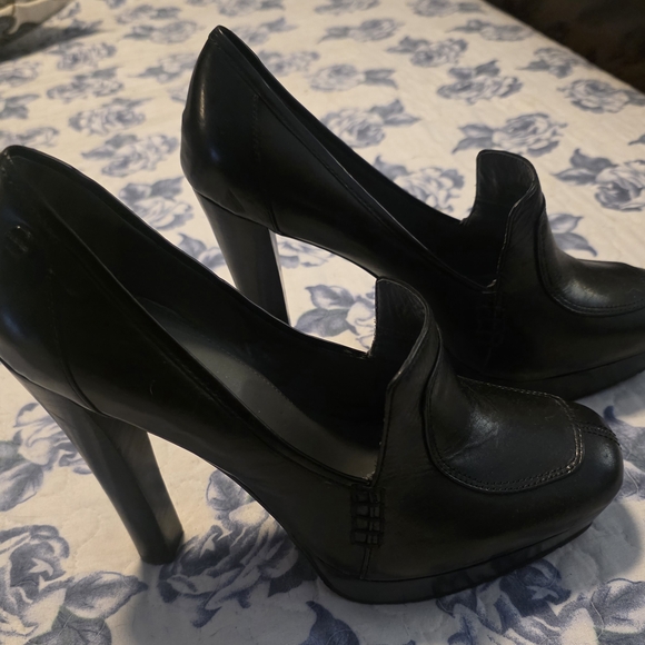 Calvin Klein Black Leather Platform Heel Pumps - Picture 14 of 15